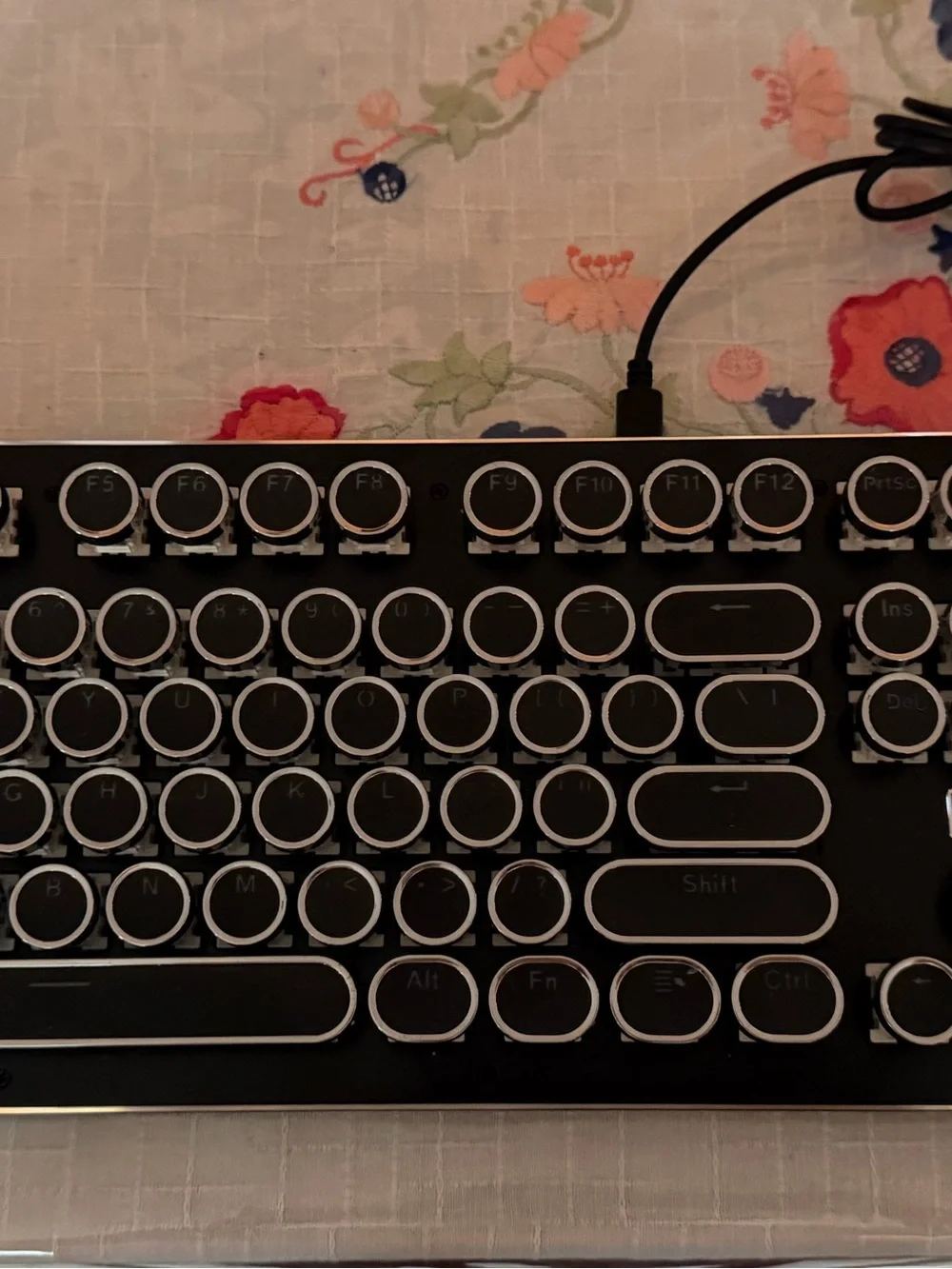 Black Retro Round-Key USB Keyboard - Compatible Wired Mechanical Style